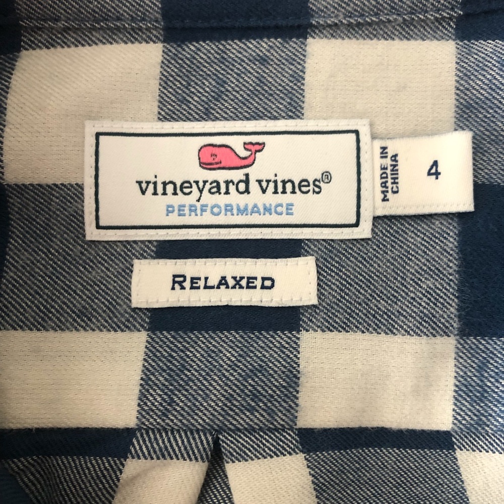 Vineyard Vines Women’s Button Down Collared Shirt - image 6